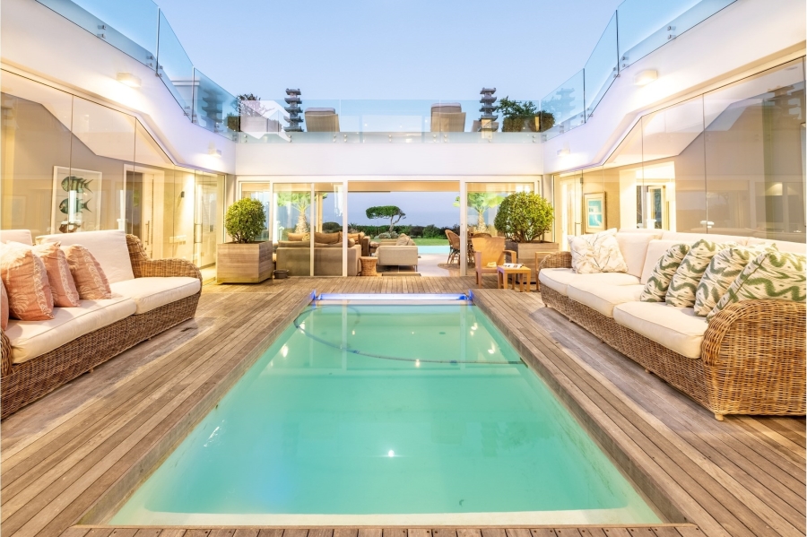 5 Bedroom Property for Sale in Whale Rock Beach Western Cape